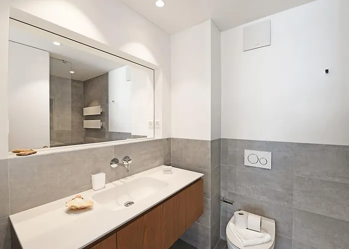 E Monti - Happy Locarno